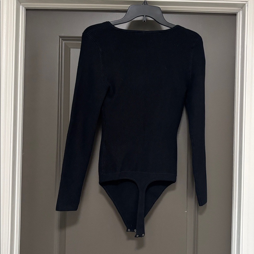 Abercrombie & Forch black ribbed sweater body suit NWT M - Picture 4 of 5